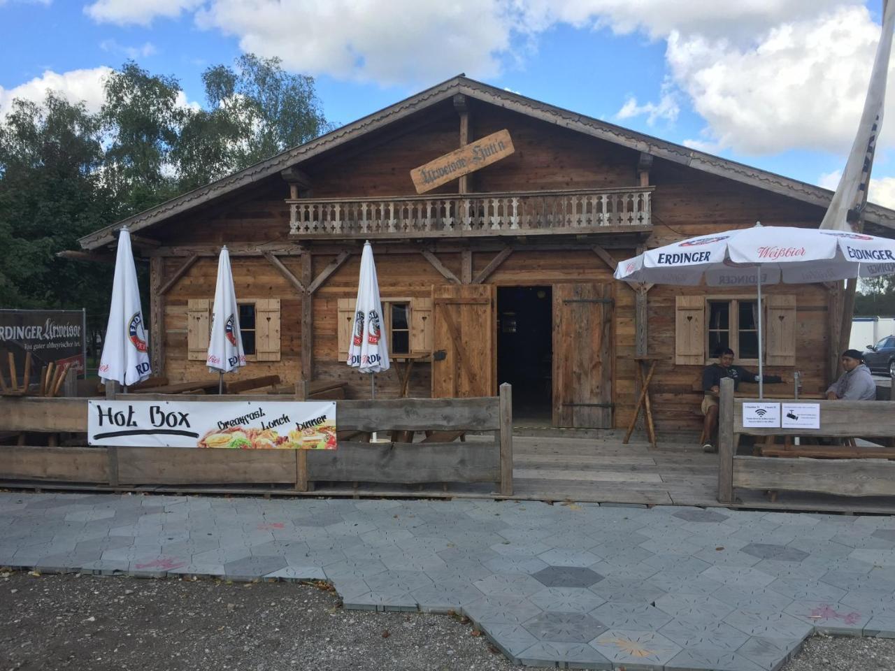 Festanation Oktoberfest Camp #2 Hotel Munich Exterior photo